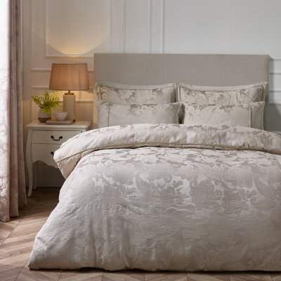 Opulent Jacquard Duvet Cover Set