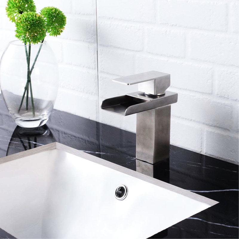 Robinet pour salle de bain à poignée simple moderne - nickel brossé, robinet