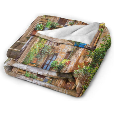 Italy Throw Blanket Alley in Italian old town Blanket Super Soft Flannel Throw Blanket Lightweight Plush Fuzzy Bed Blanket for Bedding Sofa and Travel 40"X30"