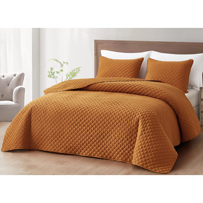 Teo Diamond Stitch Microfiber Quilt Set