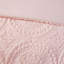 Édredon en fausse fourrure simple Ultra Blush, médaillon brodé