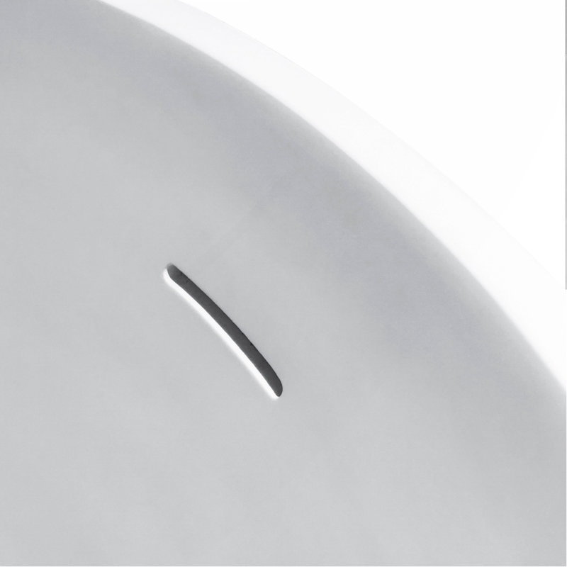 Baignoire de trempage autoportante ovale 67 po x 33,5 po x 20 po en blanc mat avec drain
