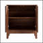 Élégante armoire à double porte avec des accents de couleur bleu foncé et un design de miroir parfait pour rehausser les espaces de vie modernes.