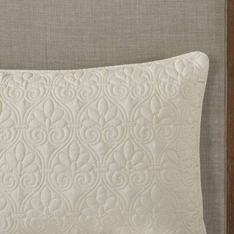 King Cream Microfiber Quilted Bedspread Set with Shams