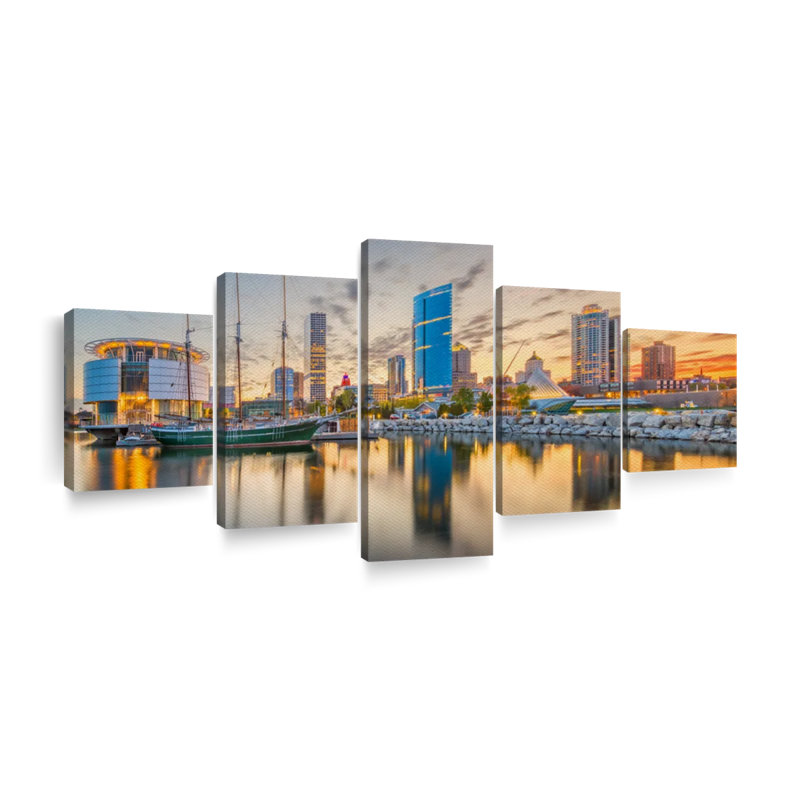 Milwaukee Downtown - 5 pièces sur toile tendue, H 34 po x l 74 po x P 1 po