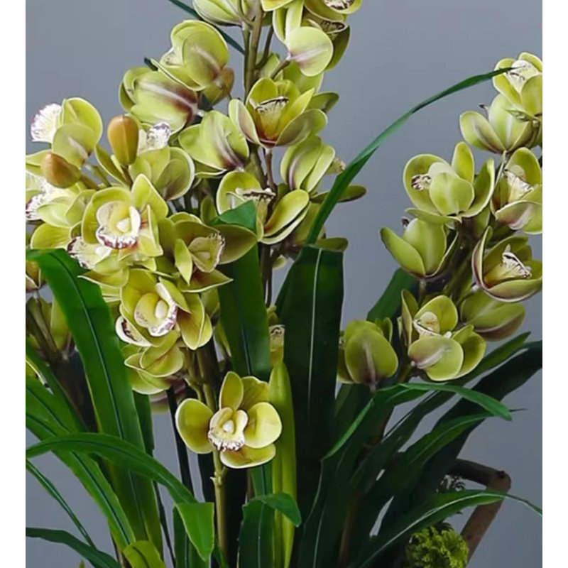 Fleurs simulées, fausses fleurs, décorations de table
