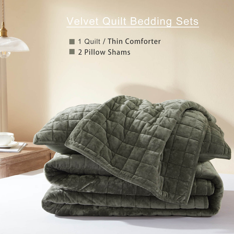 3-Piece Velvet Quilt Queen Size - Lightweight Comforter & 2 Pillow Shams, Olive Green Checkered Pattern, Oversized 118x106 Inches, All-Season Bed Cover