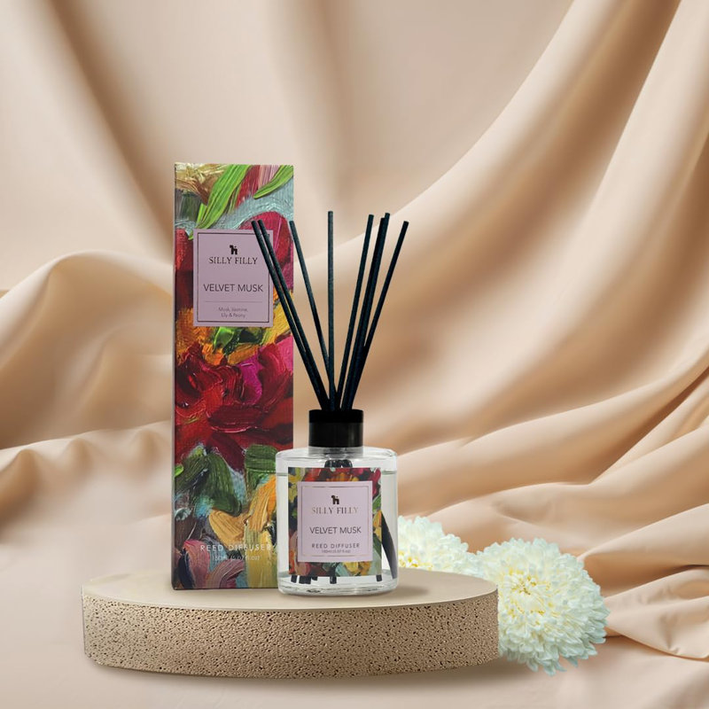 Ensemble de diffuseur Reed | Velours musqué | Pour la maison et la salle de bain Accessoires de décoration de tablette et assainisseurs d'air | Diffuseur Sticks aux huiles essentielles de 5 oz liq. Maison, chambre, bureau, décor et cadeau