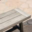 Banc en bois sablé gris avec cadre en métal rustique noir, design à lattes, 63 po x 14,58 po x 17,63 po, finition et panneaux à lattes.