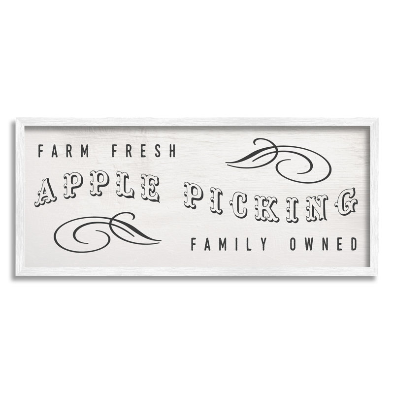 «Farm Fresh Apple Cueillette» par Daphne Polselli - Art textuel, H 13 po x l 30 po, Giclée encadrée blanc bord de mer