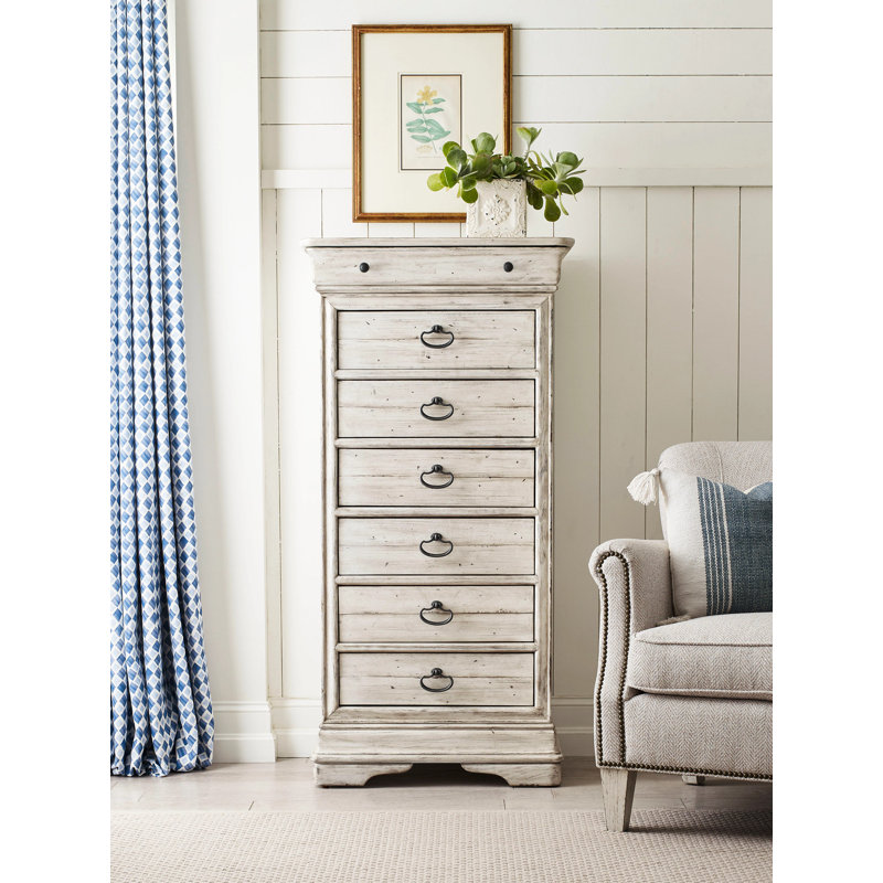 Shaylene Solid Wood 28'' W 7 - Drawer Dresser