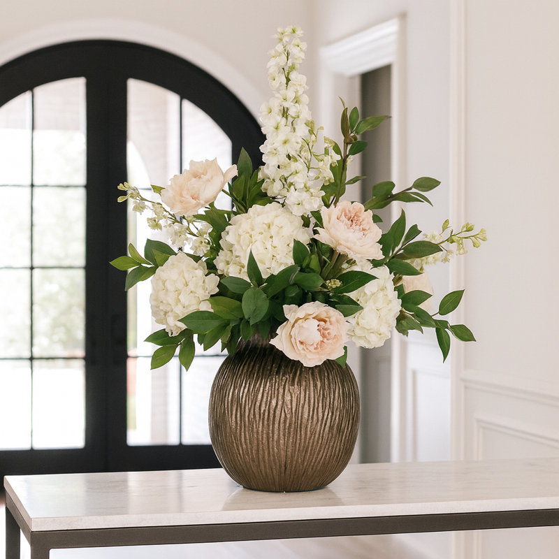 Fulgencia Handmade Aluminum Table Vase