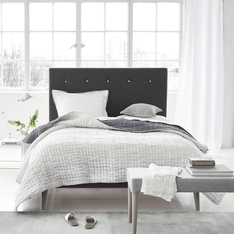 Chenevard Chalk & Graphite Quilt, California King