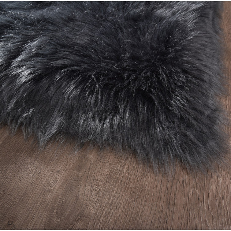 Rakebia Indoor Rug