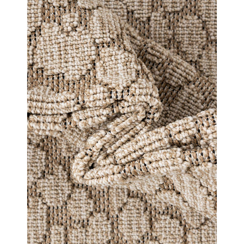 Gurjot Indoor/Outdoor Area Rug, Round 7'10"