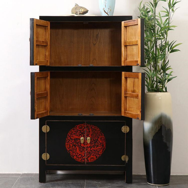 Armoire de rangement peinte