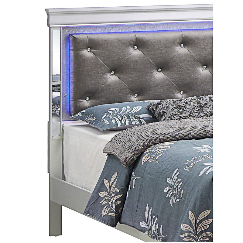 Lit chic pour chambre à coucher, Double, Champagne / Blanc