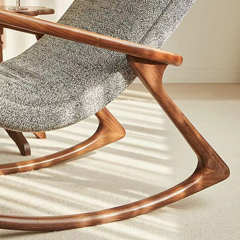 Chaise berçante en bois massif