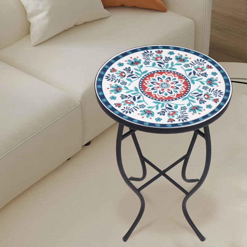 Table d'extérieur Wynonna 14 L x 14 W