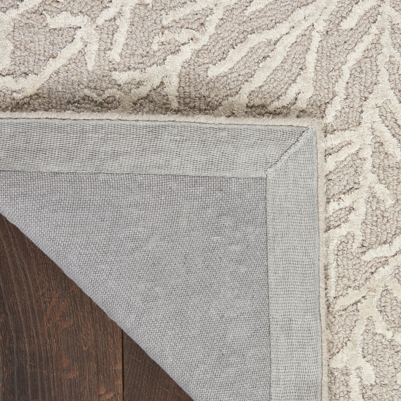 Donell Floral Area Rug in Taupe/White, Rectangle 5'3" x 7'3"