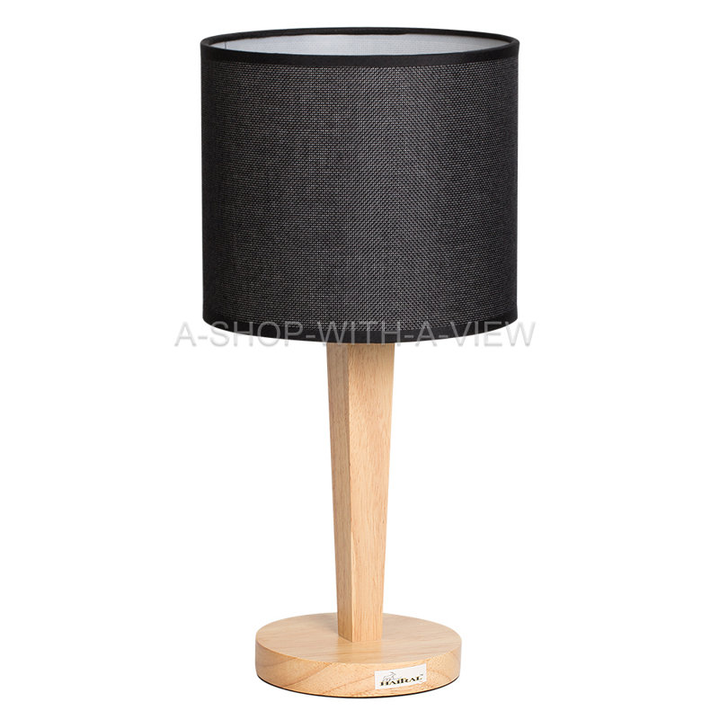 Simple veilleuse moderne avec abat-jour en tissu noir, base carrée en bois