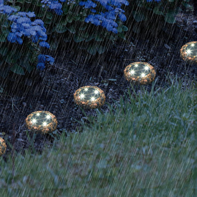 Low Voltage Solar Powered Integrated LED Pathway Light Pack