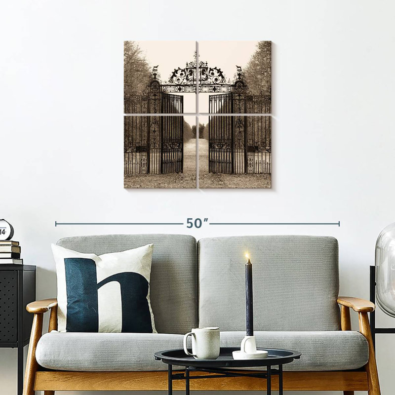 Lilie Hampton Gate, 26'' H x 26'' W