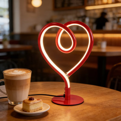 Lampe de table en forme de cœur avec contrôle tactile et éclairage continu à intensité variable 3CCT, lampe de chevet alimentée par USB pour la chambre à coucher, le bureau et les petits espaces