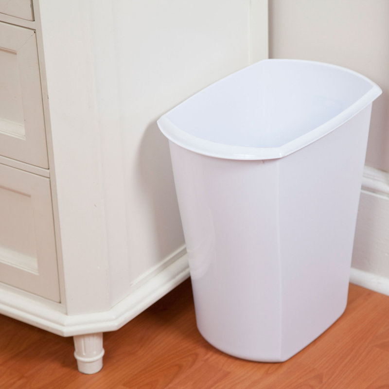 Sterilite White Ultra Plastic Wastebasket Trash Can, 15.87'' H x 10" W x 15" D, 12