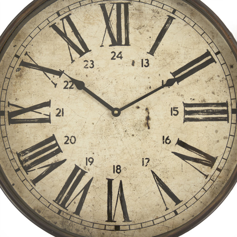 Bale Metal Analog Wall Clock