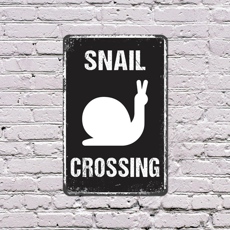 Enseigne en plastique 13 po x 20 po Snail Crossing