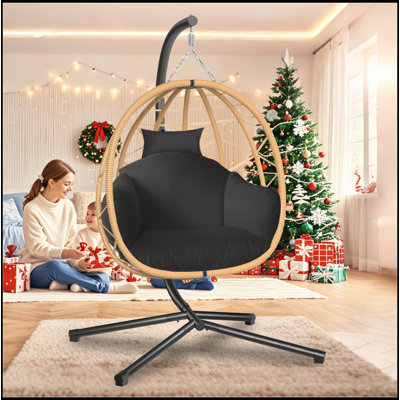 Balançoire intérieure en osier de rotin pour l'intérieur avec support et coussin résistant aux rayons UV pour la détente et les cadeaux