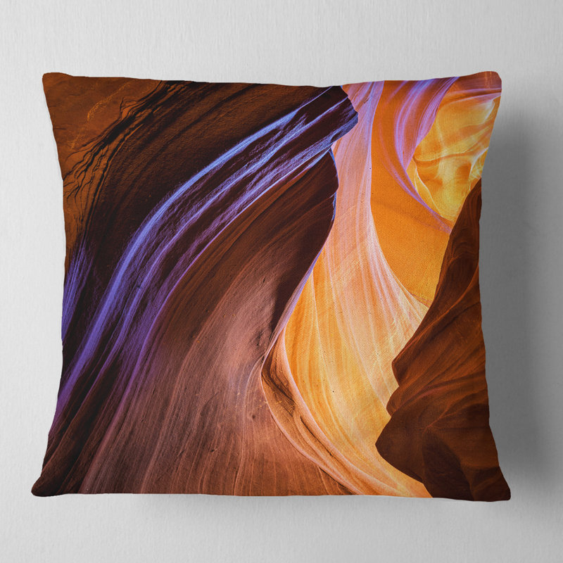 Mur bleu de l'Antelope Canyon - coussin à imprimé paysage, 16 po x 1 po, Type de produit