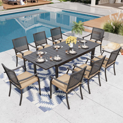 Ensemble repas d'extérieur pour 8 personnes avec chaises de patio et table extensible Williamsburg