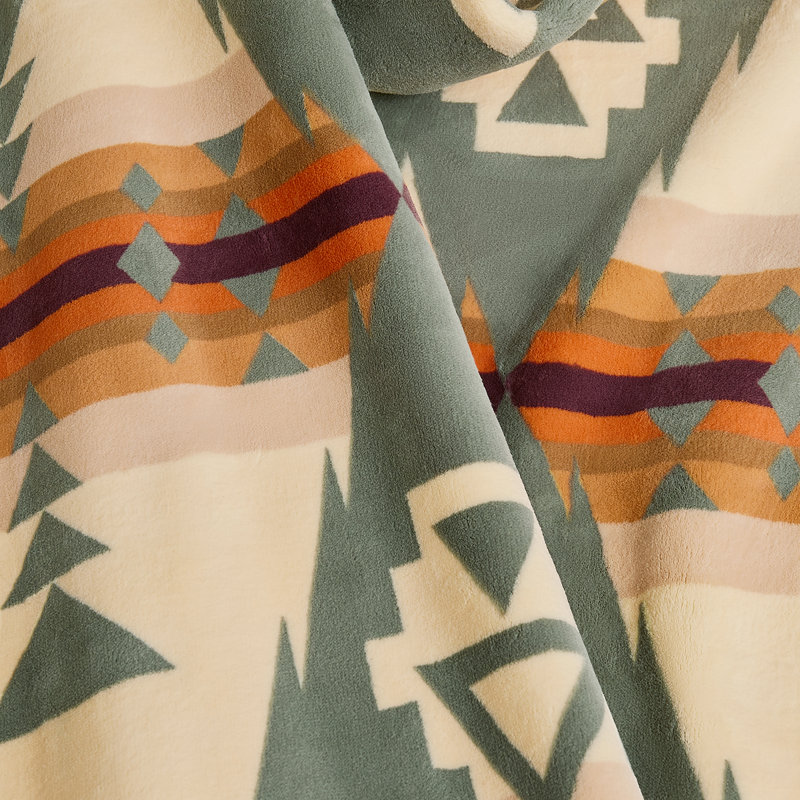 Siskiyou Plush Throw 50x70"