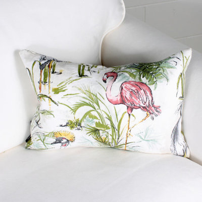 Damaine lumbar pillow