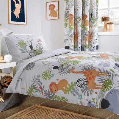 Polyester No Pattern Duvet Cover Set with Pillowcases Included