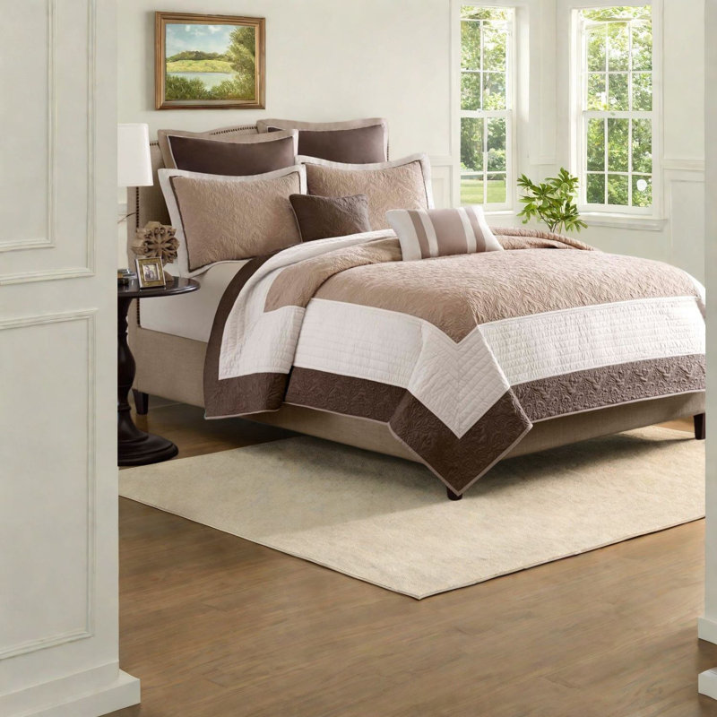 Luxurious King Bedding Sets, Cozy Blend, Traditional Style For Home Comfort