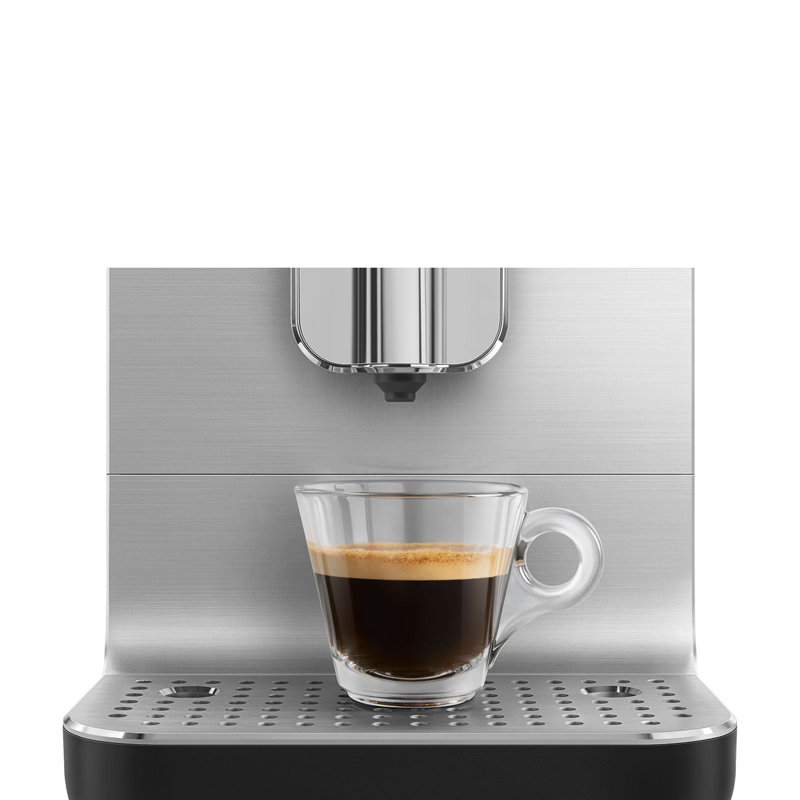 Smeg Fully Automatic Espresso Maker W External Milk Container, Matte Black