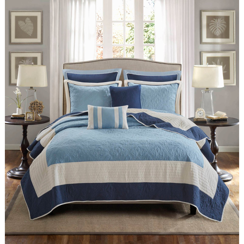 Ensemble de couette réversible matelassée 7 pièces bleu marine, format double/queen/européen