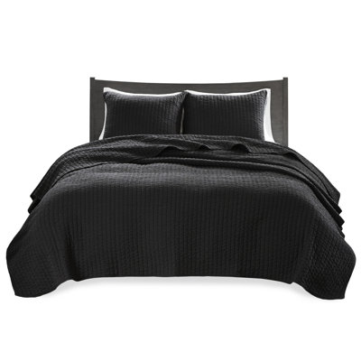 Black 3 Piece Quilt Full/Queen - Microfiber With Cotton Fill, Reversible For All Weather Conditions, 2 Shams, Machine Washable Easily Filled Cotton, Climates, Matching Simple Wash By