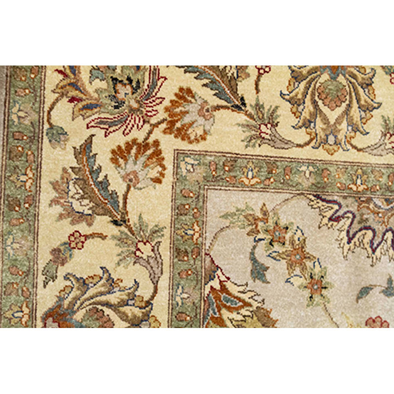 Tapis beige et crème noué à la main de haute qualité