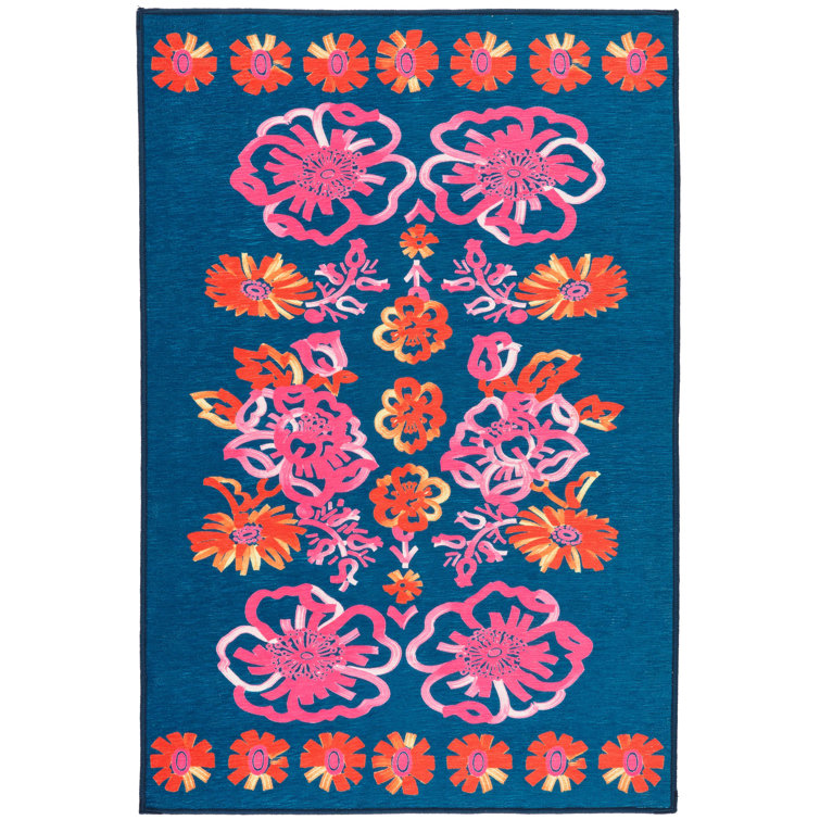 Graphic Gerbera Fuchsia Machine Washable Rug