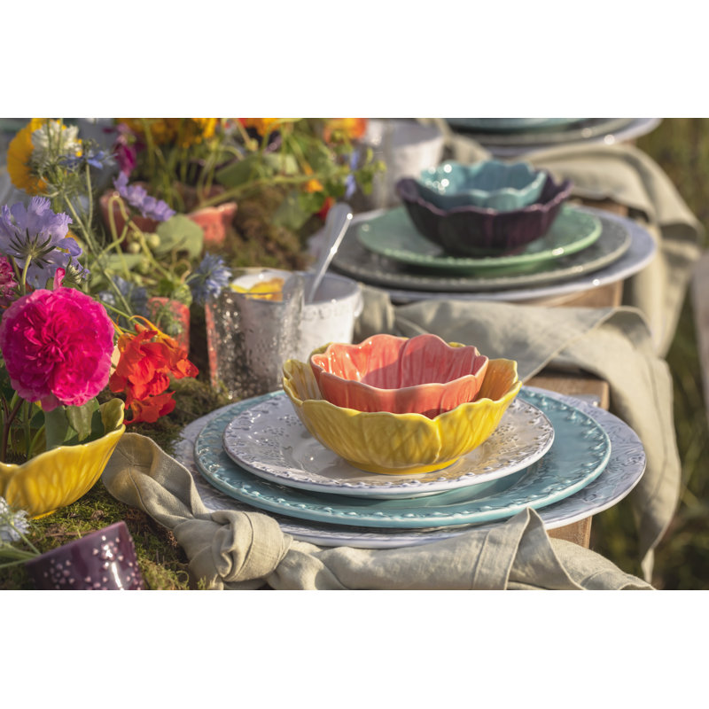 Flora Earthenware Salad/Dessert Plate, Blue