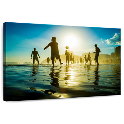 Coucher de soleil sur la plage de Sireci
