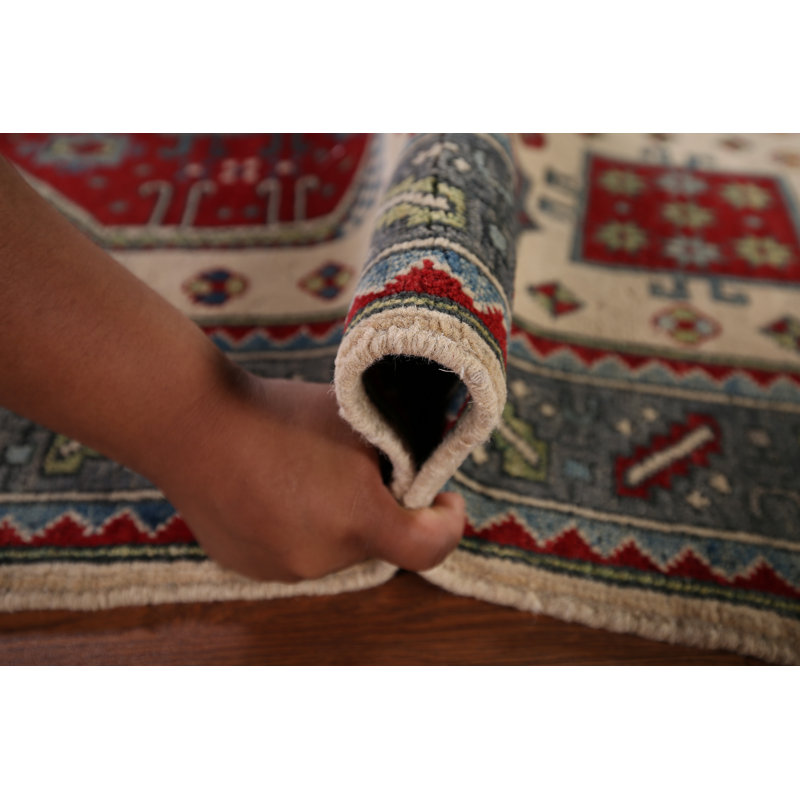 Tapis décoratif fait à la main Kazak 4 x 6