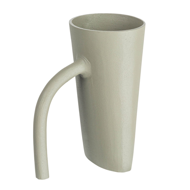 Vase moderne en métal texturé