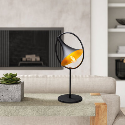 Lampe de table en métal