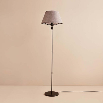 Lampe sur pied moderne, grise et noire, de 57,1 pouces de hauteur | Abat-jour 100% PVC, structure 100% métal, base en plastique | Douille E27 (40 W maximum) | Éclairage élégant pour le salon, la chambre à coucher et le bureau | Conception élégante et fabrication durable