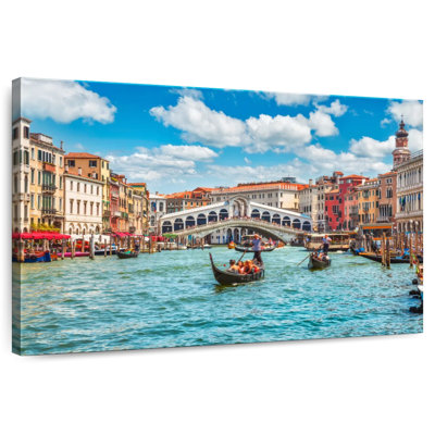 Kavia Grand Canal Gondola Rides
